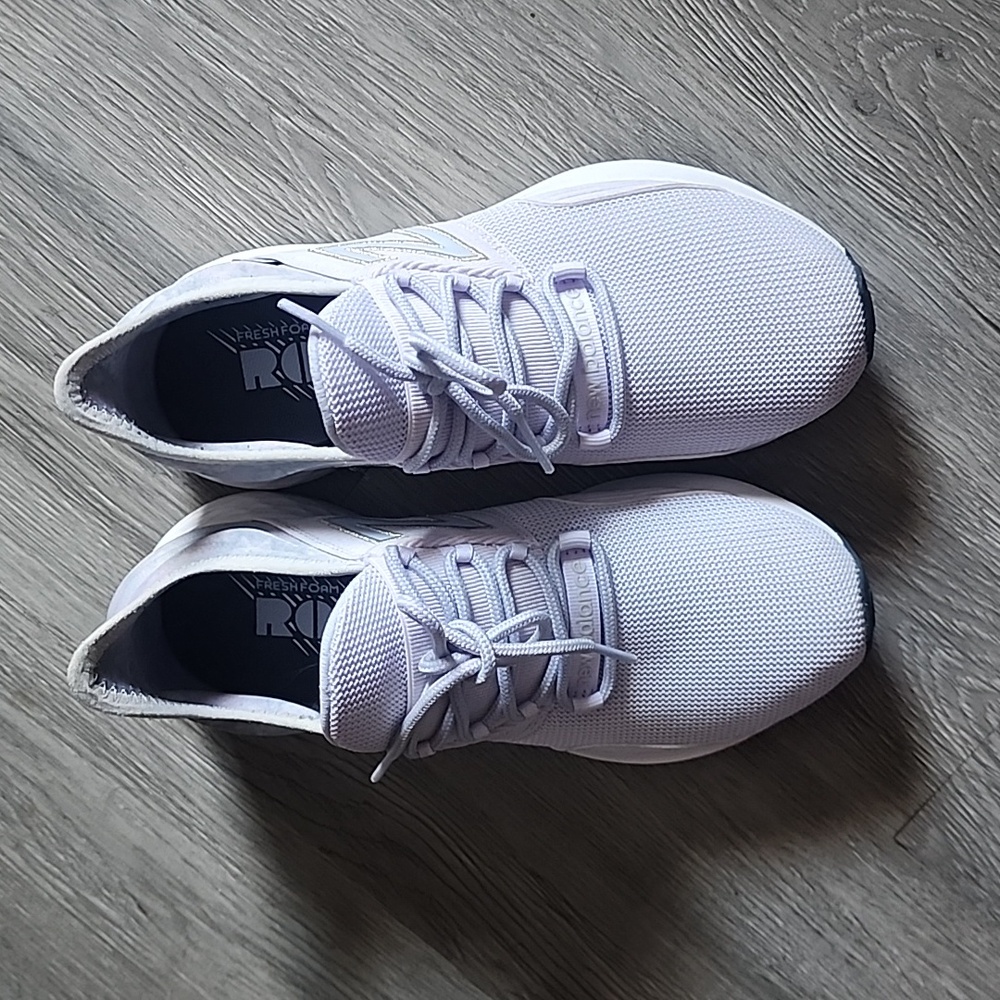 New balance fresh foam roav